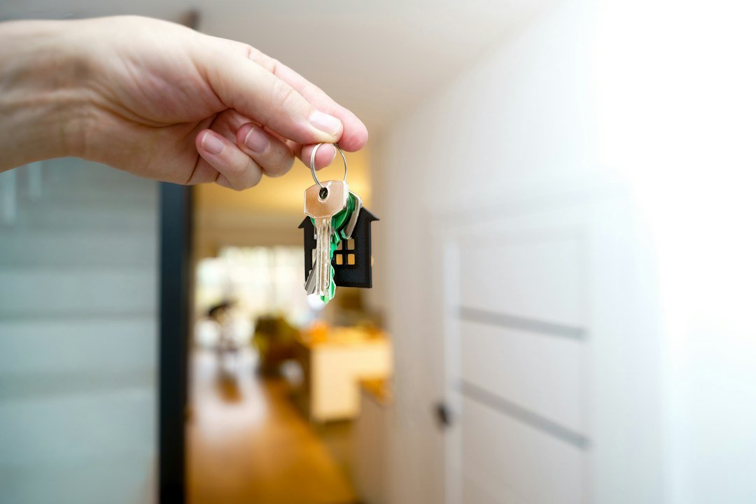 Smart-Home Turnover for Landlords and Property Managers: Devices, Accounts and Handover